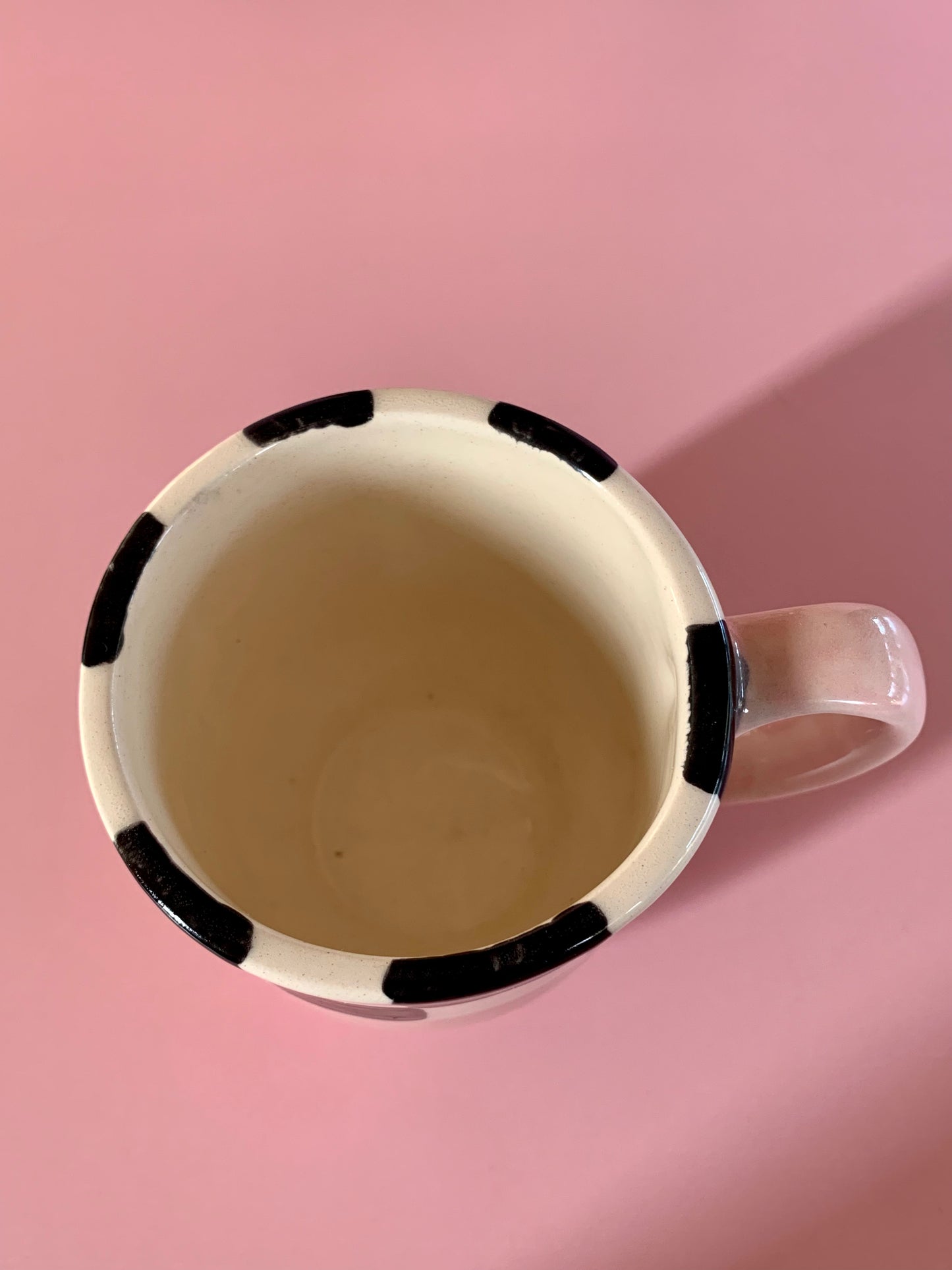 Taza rosa negro