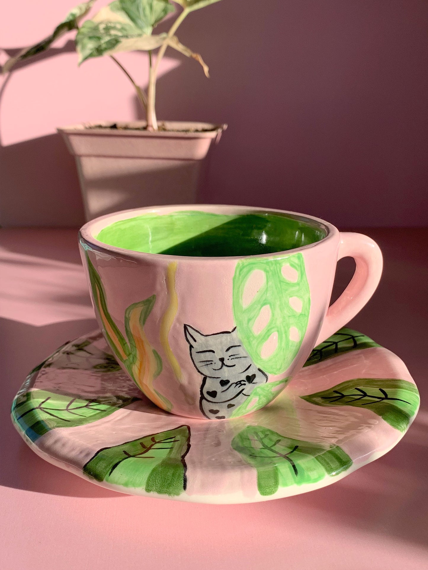 Taza más plato - Gato y Plantas