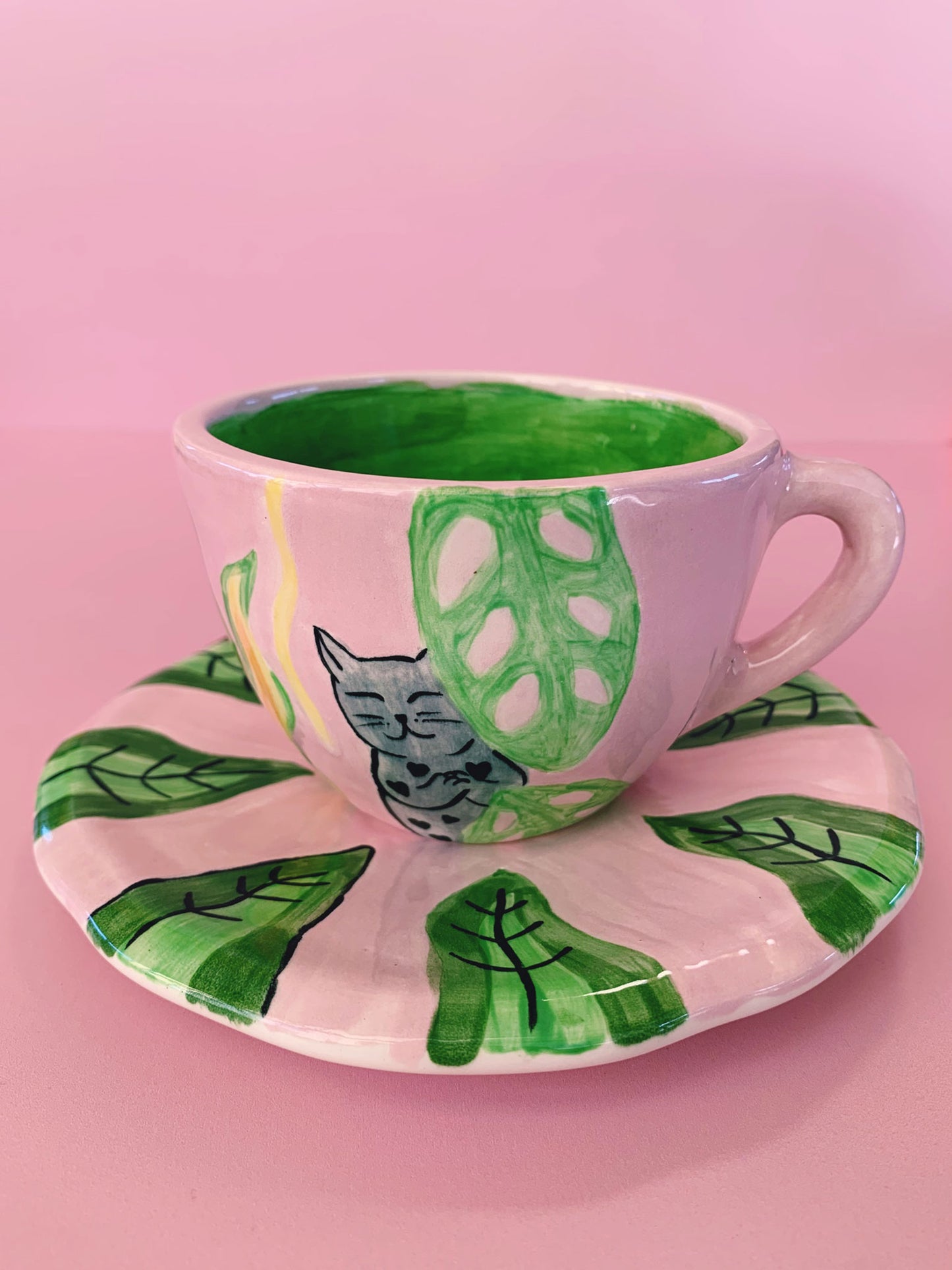 Taza más plato - Gato y Plantas